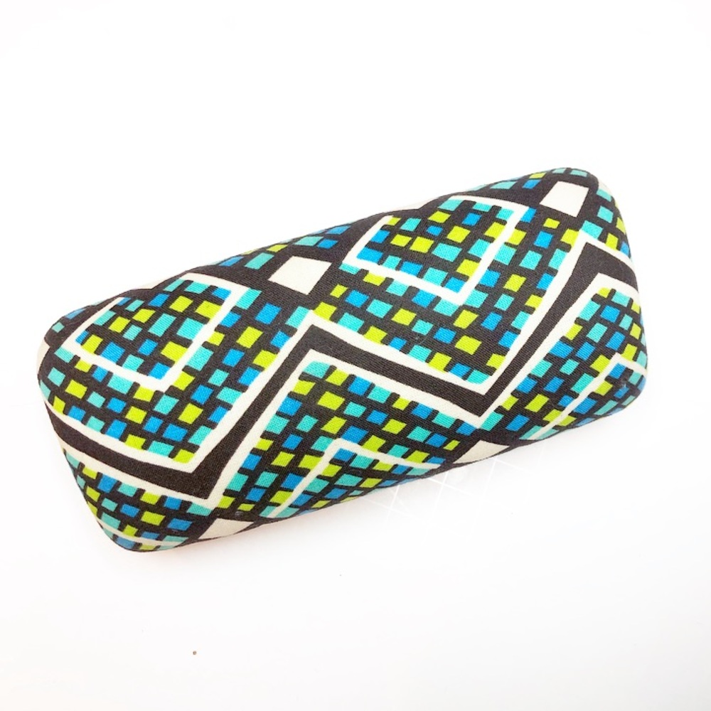 VERA BRADLEY Sunglasses case